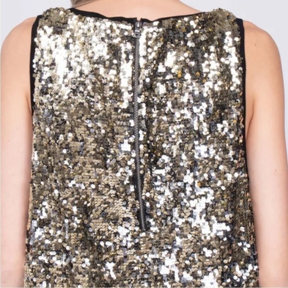 NWT! Alice + Olivia AO LA sleeveless
sequins blouse - Picture 4 of 16